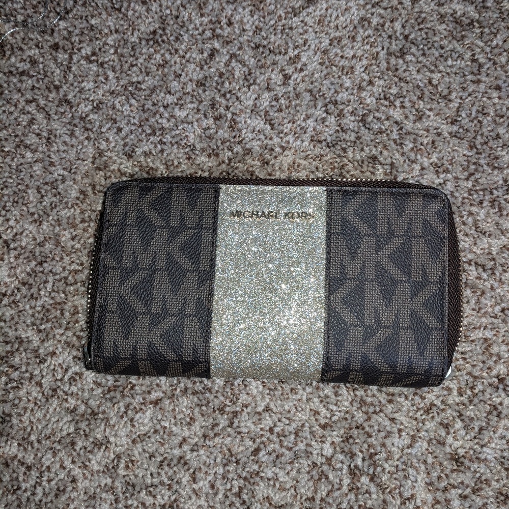 Michael Kors wallet
